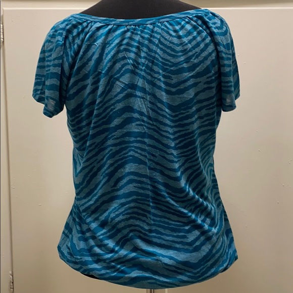 Zebra Top - Picture 4 of 4